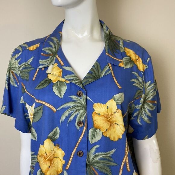 Island Winds Blue Print Hawaiian Button-down Blouse Shirt PXL NWOT - Picture 2 of 7